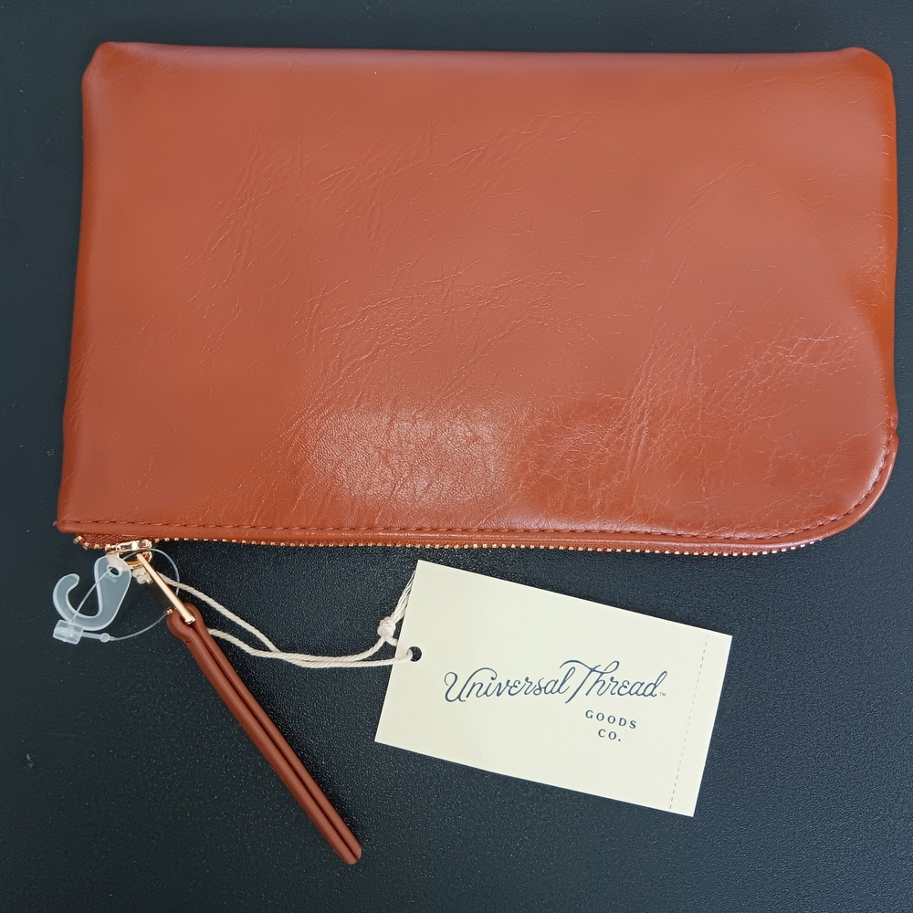 Universal Thread Brown Clutch
